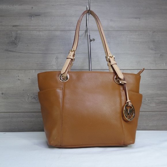 Michael Kors Brown Soft Leather Shoulder Bag – All That She Wants